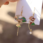Fan Earrings Asymmetric