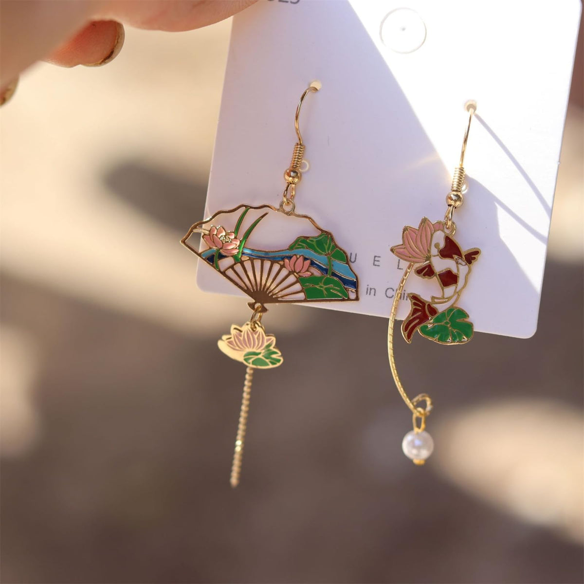 Fan Earrings Asymmetric