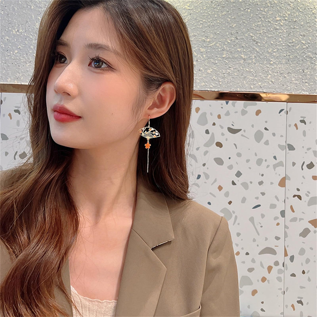Fan Earrings Asymmetric