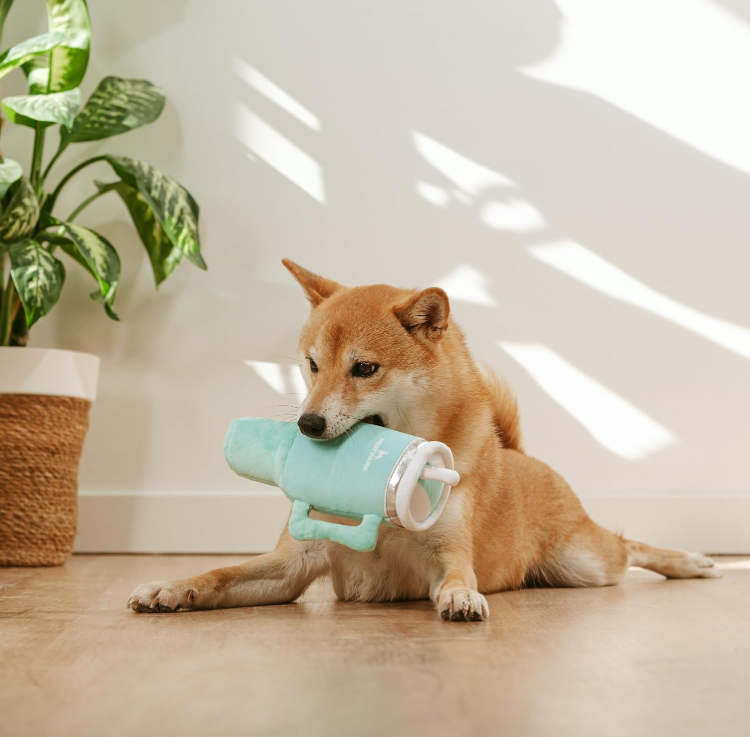 Nestpark Tumbler Cup Funny Dog Toy