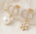 CD Mismatched Drop Pearl Flower Earrings