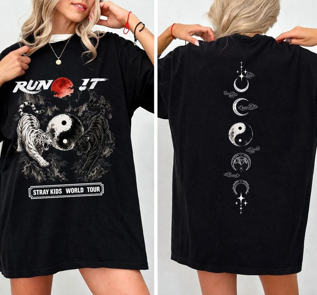 Kpop Stray Kids World Tour Run It Graphic 2026 SKZ T-Shirt 100%Cotton Men's Women's Y2k Oversized Tshirt Casual Streetwear Tee