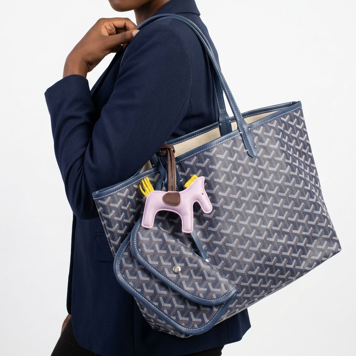 Navy Geometric Chevron Print Tote and Pouch Set