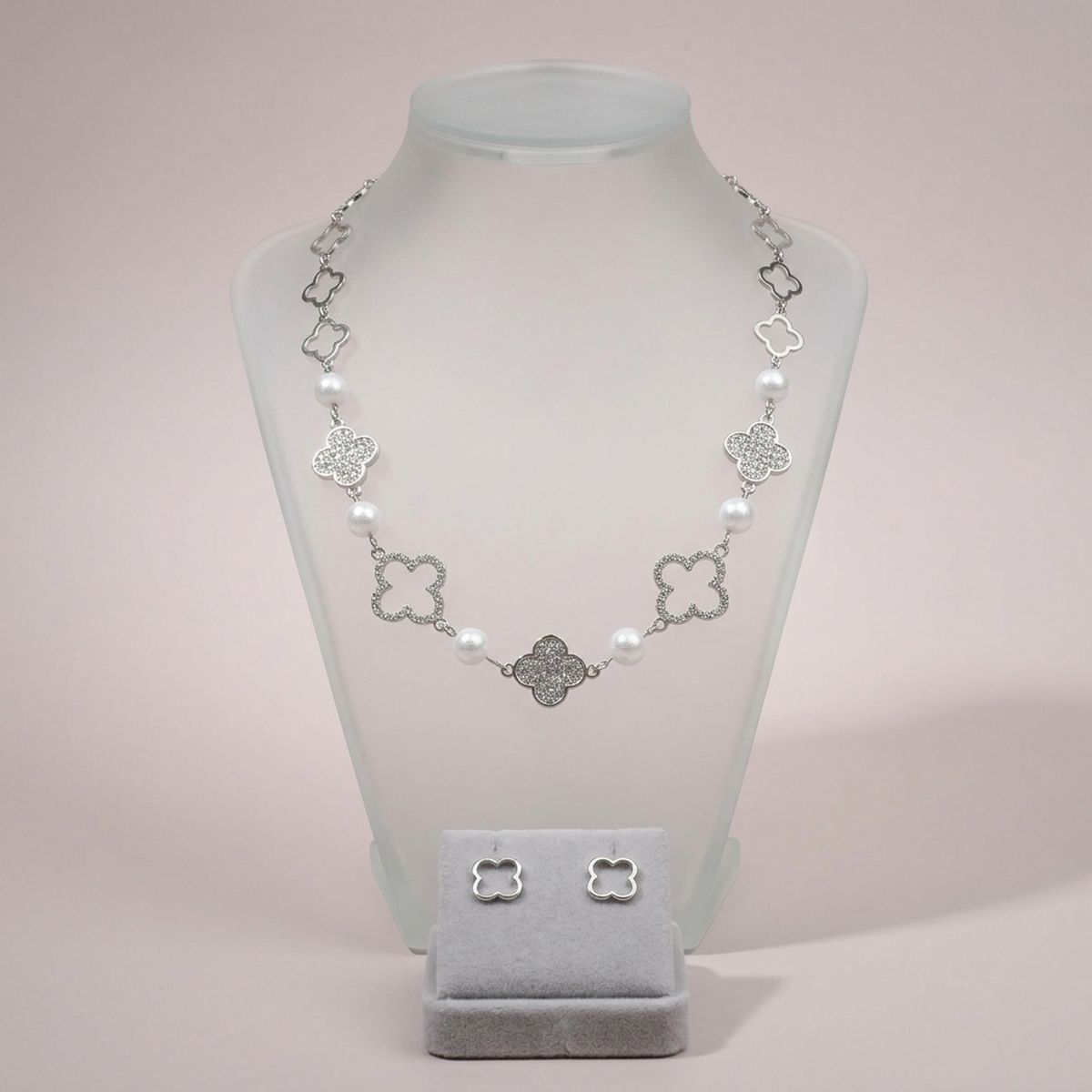 Silver Pave Quatrefoil Clover Cotton Pearl Necklace